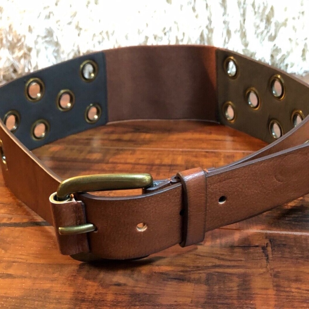 Cognac Brass Tone Grommet Boho Hippie CHIC Waist Buckle Belt sz S/M 28" - 32" - Picture 9 of 9